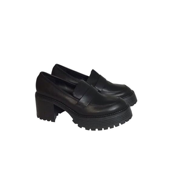 MIA Women’s Platform lug Sole Loafers  Size 9 Black NWOT Slip on’s 2.5 Heel Y2K - Picture 1 of 10